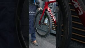 🔧 𝗣𝗶𝗻𝗮𝗿𝗲𝗹𝗹𝗼 𝗗𝗼𝗴𝗺𝗮 𝗙 - 𝗦𝘁𝗮𝗿𝗿𝘆 𝗥𝗲𝗱, 𝗮𝗻𝗴𝗲𝗴𝗿𝗶𝗳𝗳𝗲𝗻 𝗯𝗲𝗳𝗼𝗹𝗴𝗲 𝗳𝗮𝗿𝗯𝗵𝗮𝗹𝘁𝗲 𝗙𝗮𝗿𝗯𝗲 🔴